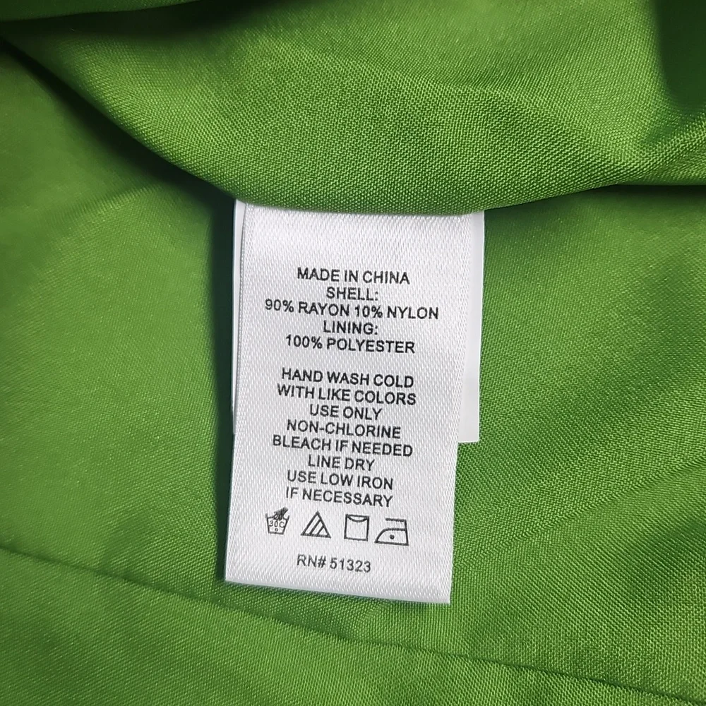 1.State Sleeveless Button Down V-neck Vest: Salted Lime: Size- 4‎